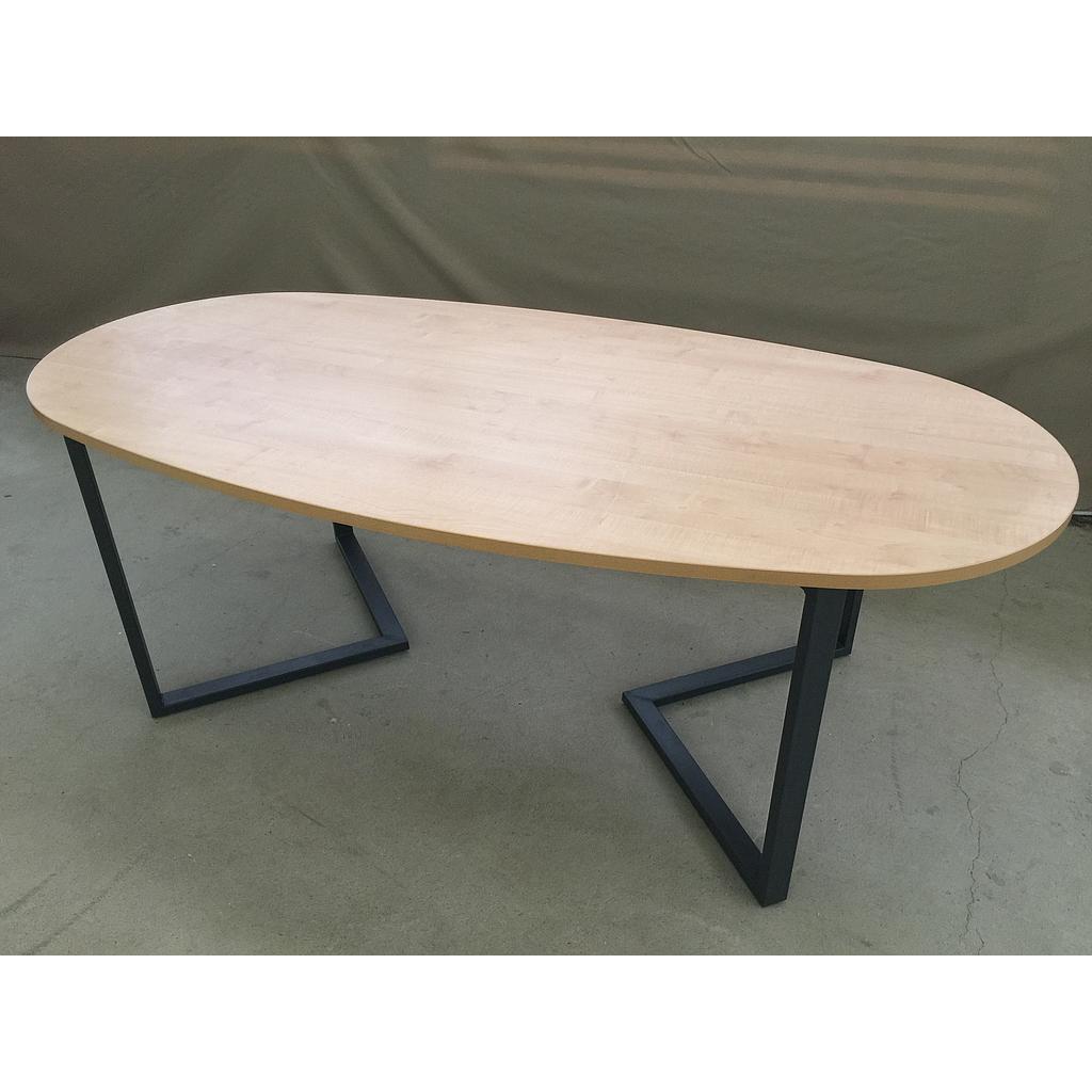 Mesa de Reunion Ovalada 2.20 x 1.03 Mts